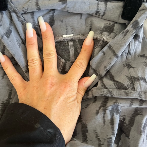 Lululemon Instill crop legging - Picture 4 of 4